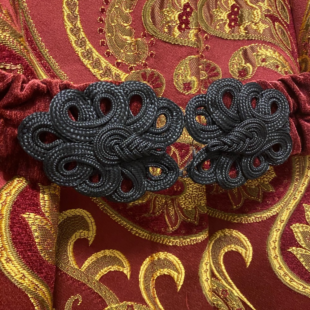 Sharif brocade winter coat. Fully lined. Beautiful!